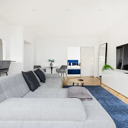 Tranquil Hideaway On Gellert Hill With Parking Appartement