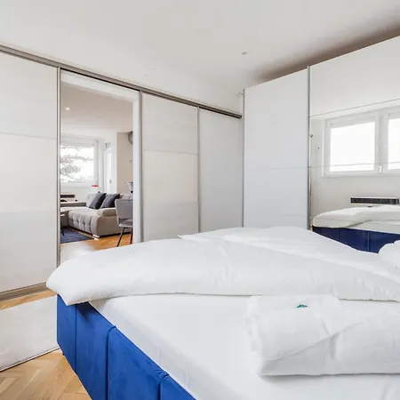 Tranquil Hideaway On Gellert Hill With Parking Apartment *