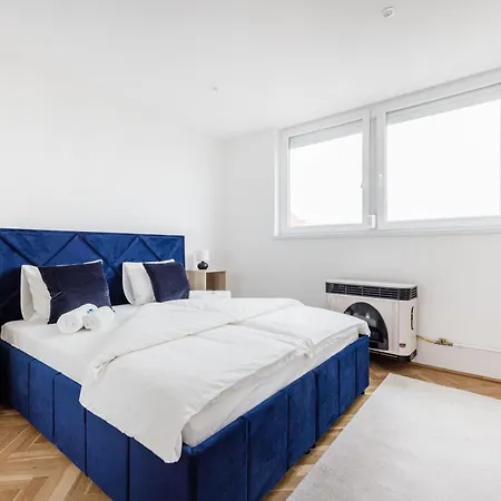 Apartment Tranquil Hideaway On Gellert Hill With Parking *