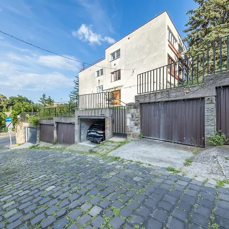 Tranquil Hideaway On Gellert Hill With Parking Lägenhet Budapest
