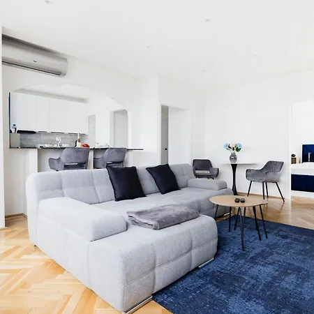 Tranquil Hideaway On Gellért Hill With Parking Budapest