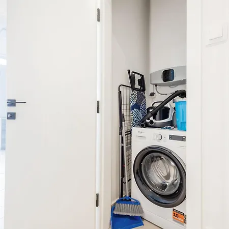 Tranquil Hideaway On Gellert Hill With Parking Будапешт